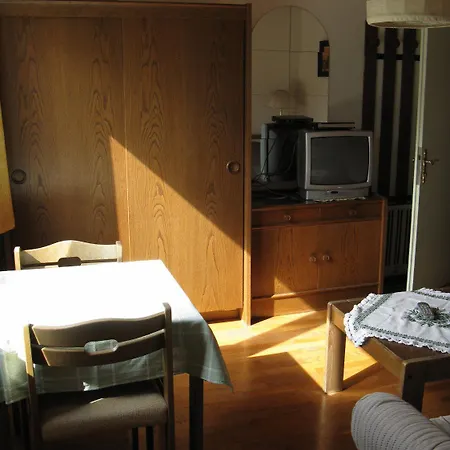 בית הארחה Laggner